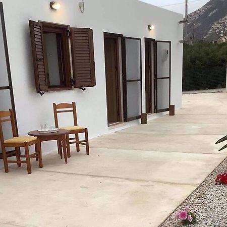Haroupia Villa เอลาโฟนีซี ภายนอก รูปภาพ