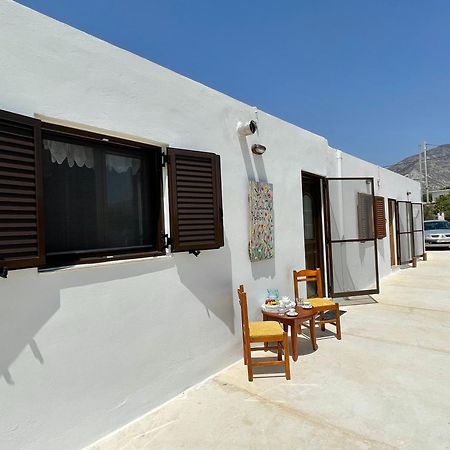 Haroupia Villa เอลาโฟนีซี ภายนอก รูปภาพ