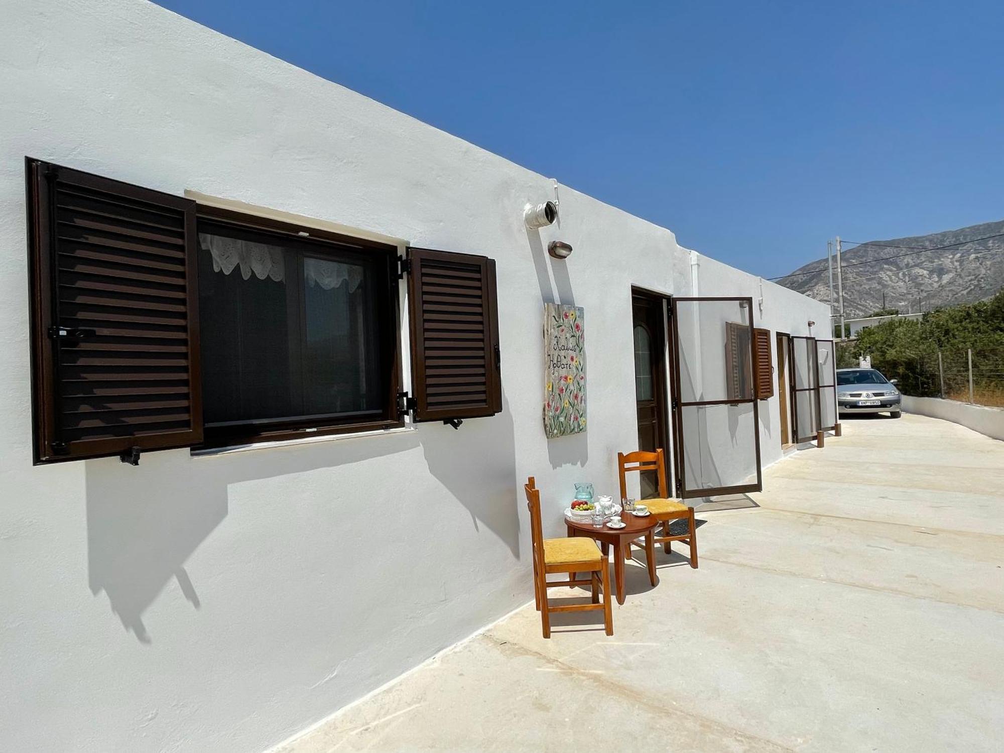 Haroupia Villa เอลาโฟนีซี ภายนอก รูปภาพ