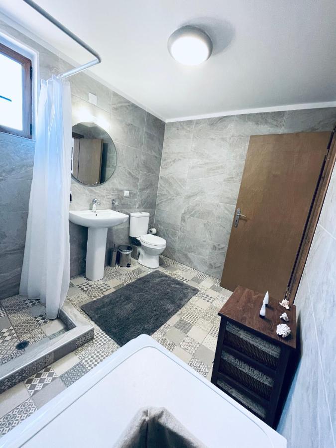 Haroupia Villa เอลาโฟนีซี ภายนอก รูปภาพ